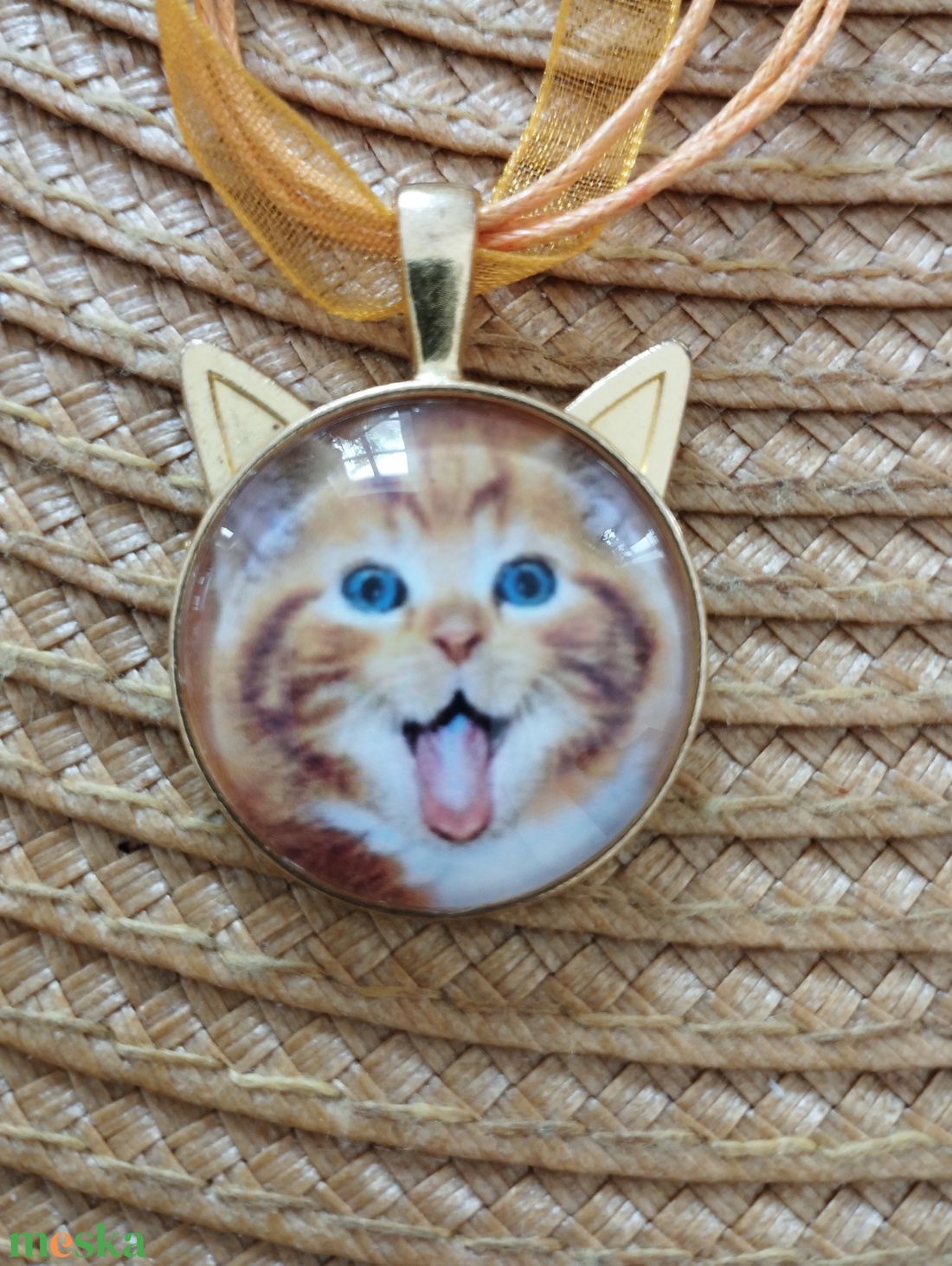 Cicás üveg lencsés nyaklánc - ékszer - nyaklánc - cameo nyaklánc - Meska.hu Cicás üveg lencsés nyaklánc - ékszer - nyaklánc - cameo nyaklánc - Meska.hu