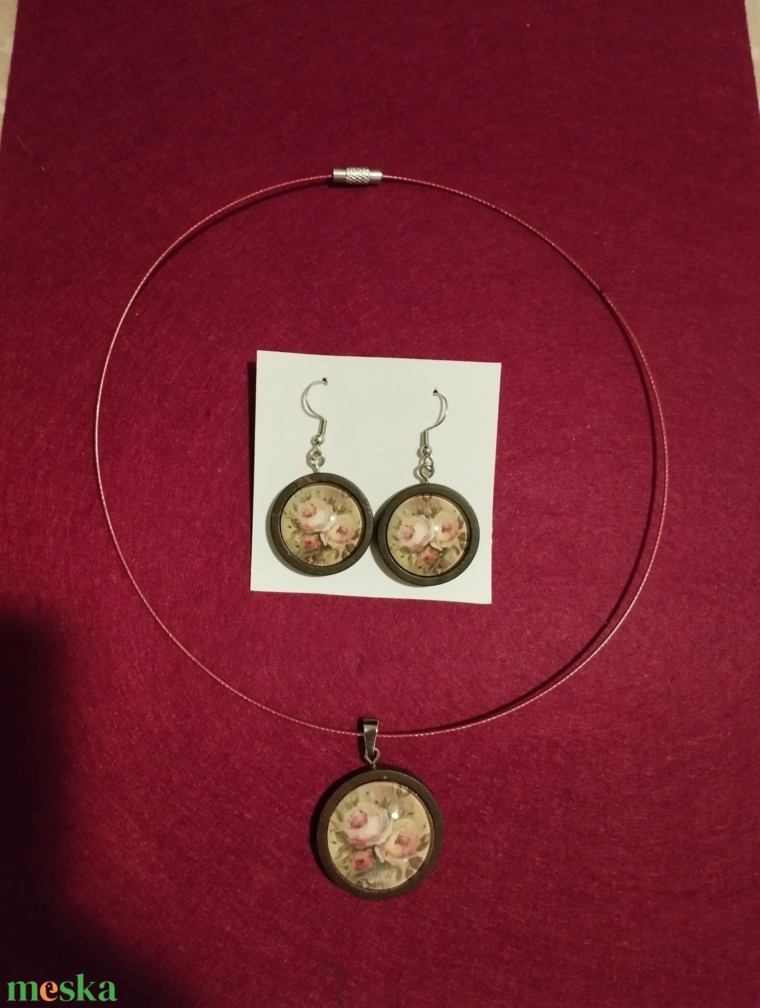 Vintage rózsa motívumú merev nyaklánc fülbevalóval  - ékszer - nyaklánc - medál - Meska.hu