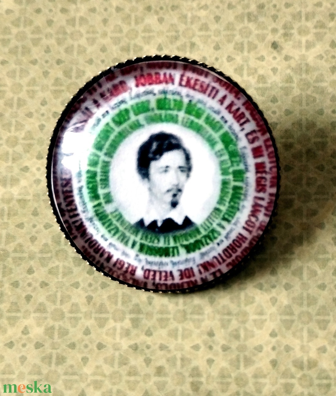 Petőfi kitűző  - ékszer - kitűző és bross - Meska.hu