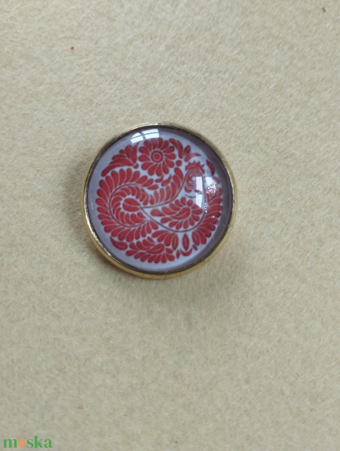 Kitűző népi motívummal - ékszer - kitűző és bross - kitűző - Meska.hu Kitűző népi motívummal - ékszer - kitűző és bross - kitűző - Meska.hu