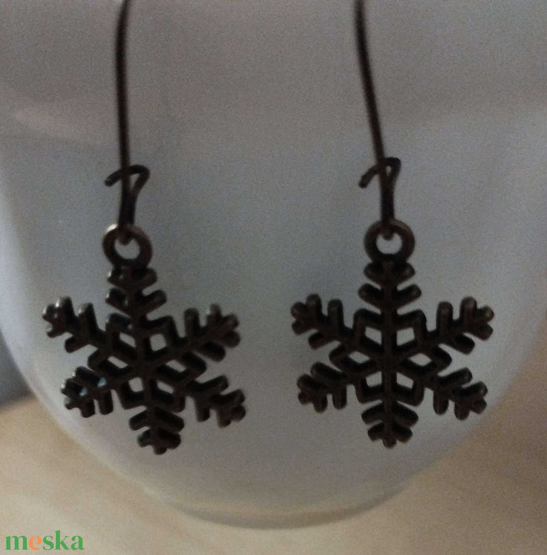 fülbevaló hópihe fityegővel  - ékszer - fülbevaló - fülékszer - Meska.hu