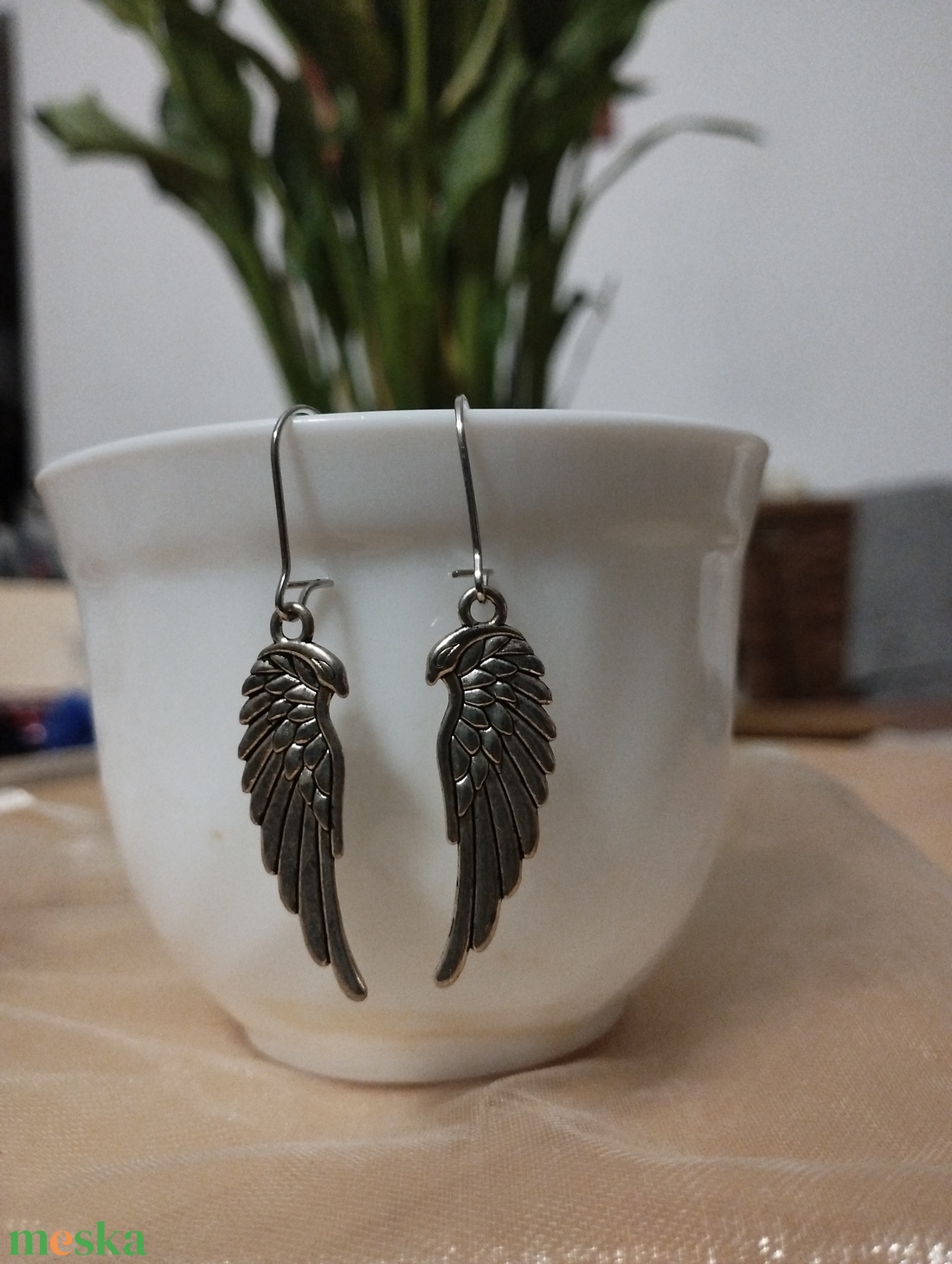 fülbevaló angyalszárny fityegővel  - ékszer - fülbevaló - fülékszer - Meska.hu