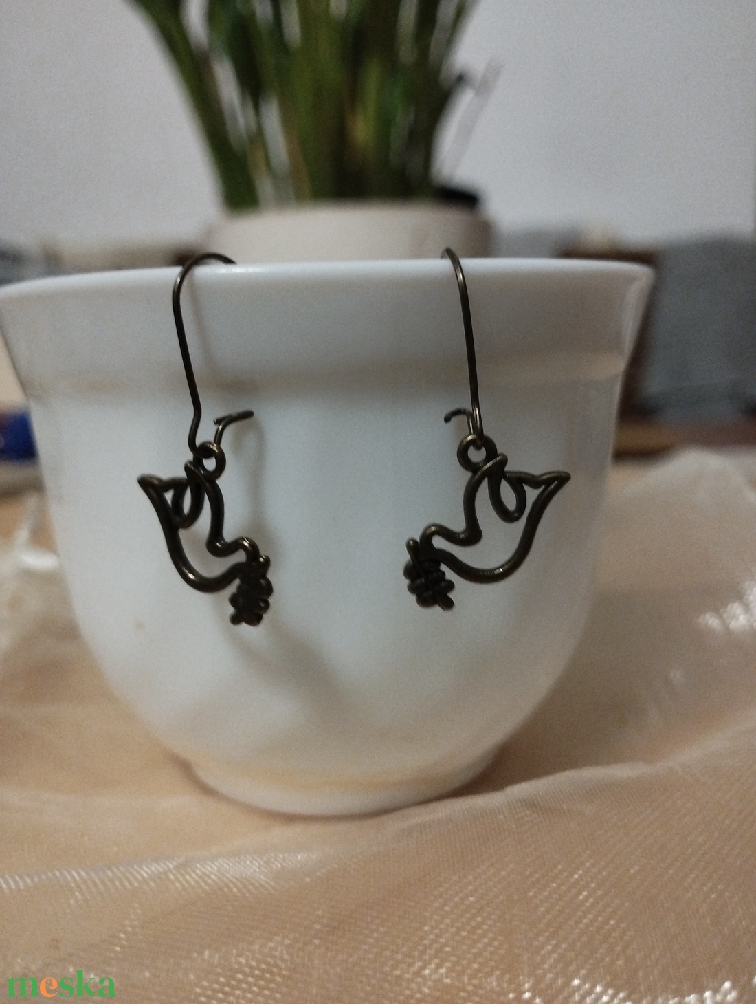 fülbevaló madárka fityegővel  - ékszer - fülbevaló - fülékszer - Meska.hu