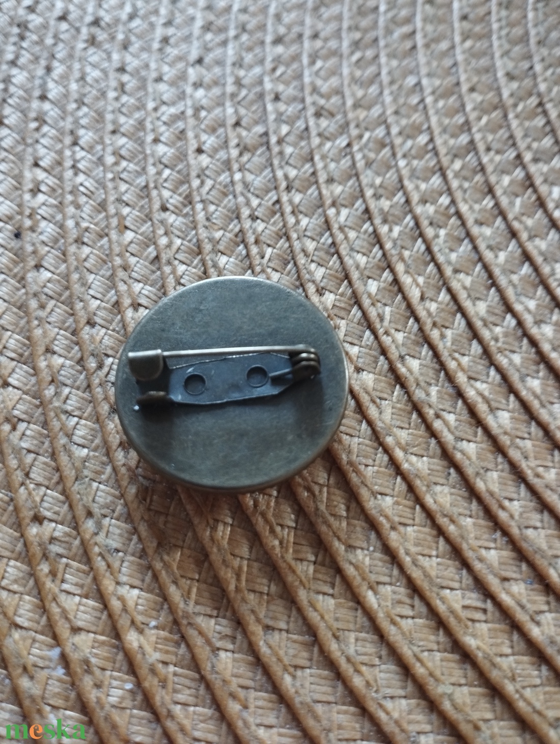 Kokárda kitűző - ékszer - kitűző és bross - kitűző - Meska.hu Kokárda kitűző - ékszer - kitűző és bross - kitűző - Meska.hu