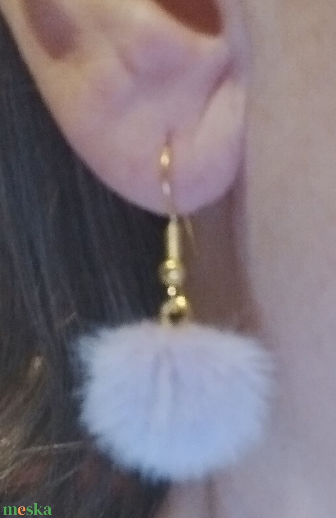Pompon fülbevaló - ékszer - fülbevaló - lógós kerek fülbevaló - Meska.hu Pompon fülbevaló - ékszer - fülbevaló - lógós kerek fülbevaló - Meska.hu