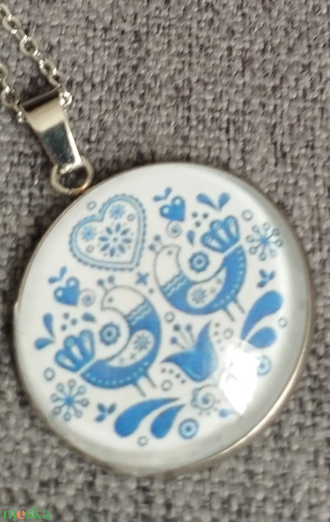 Üveg lencsés, orvosi acél nyaklánc népi motívummal  - ékszer - nyaklánc - medál - Meska.hu