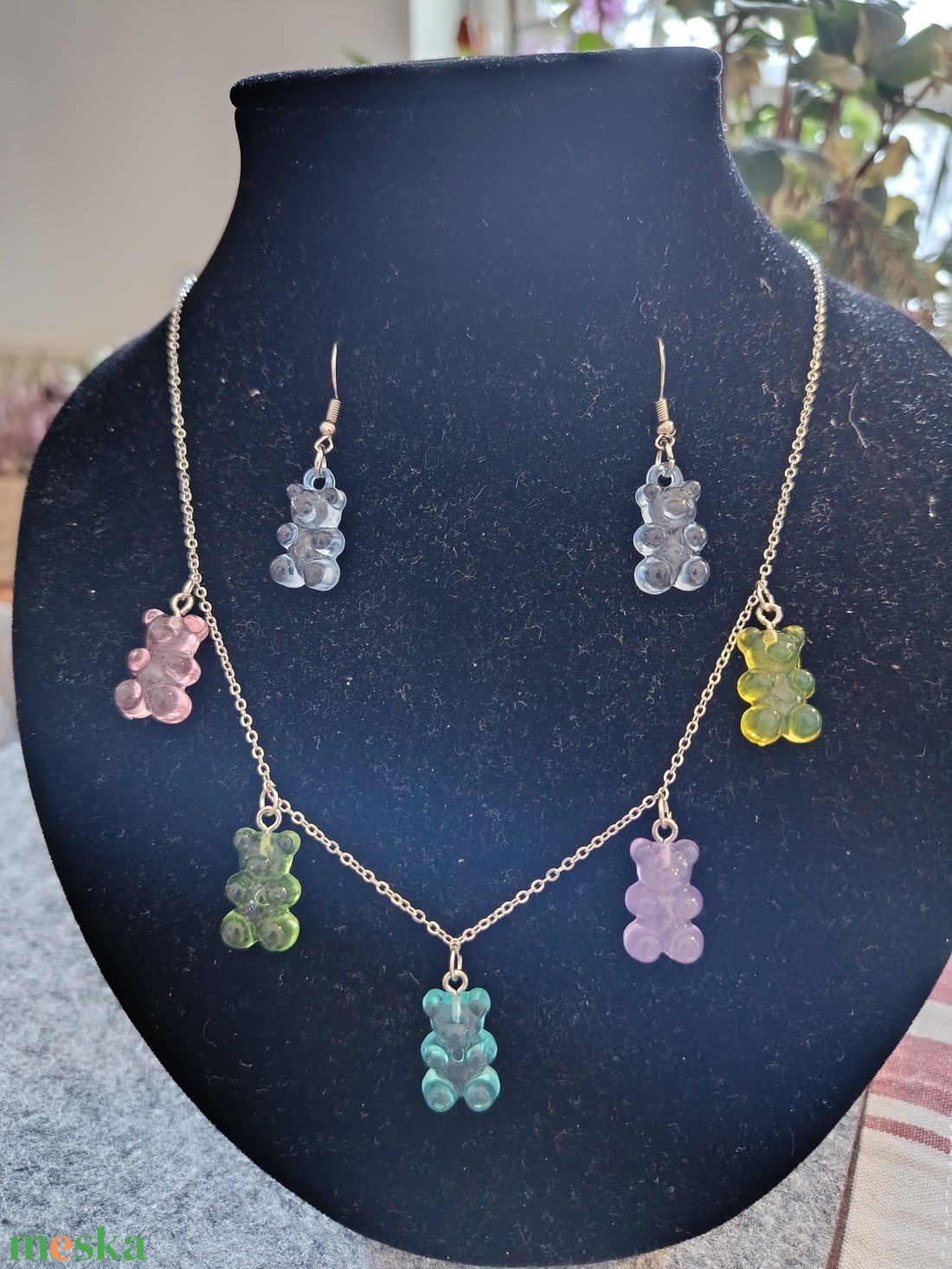 Gumimacis nyaklánc fülbevalóval  - ékszer - nyaklánc - medálos nyaklánc - Meska.hu