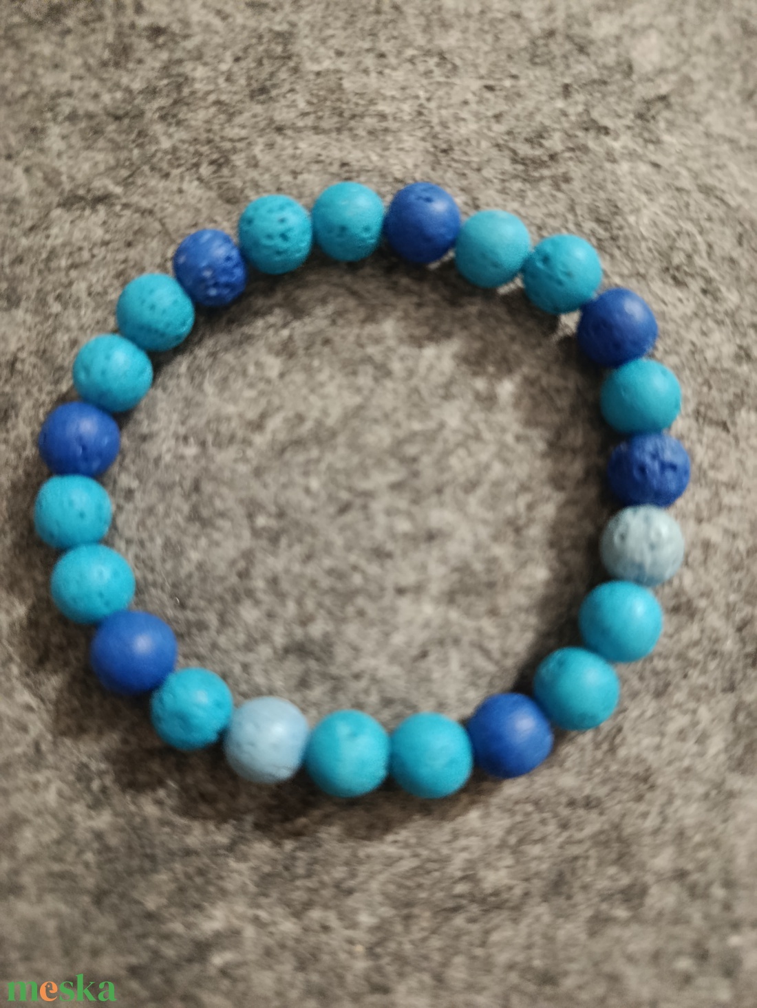 Láva kő gyöngy karkötő  - ékszer - karkötő - gyöngyös karkötő - Meska.hu