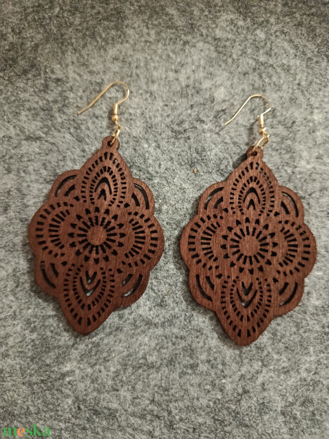 Sötétbarna fa fülbevaló  - ékszer - fülbevaló - lógó fülbevaló - Meska.hu