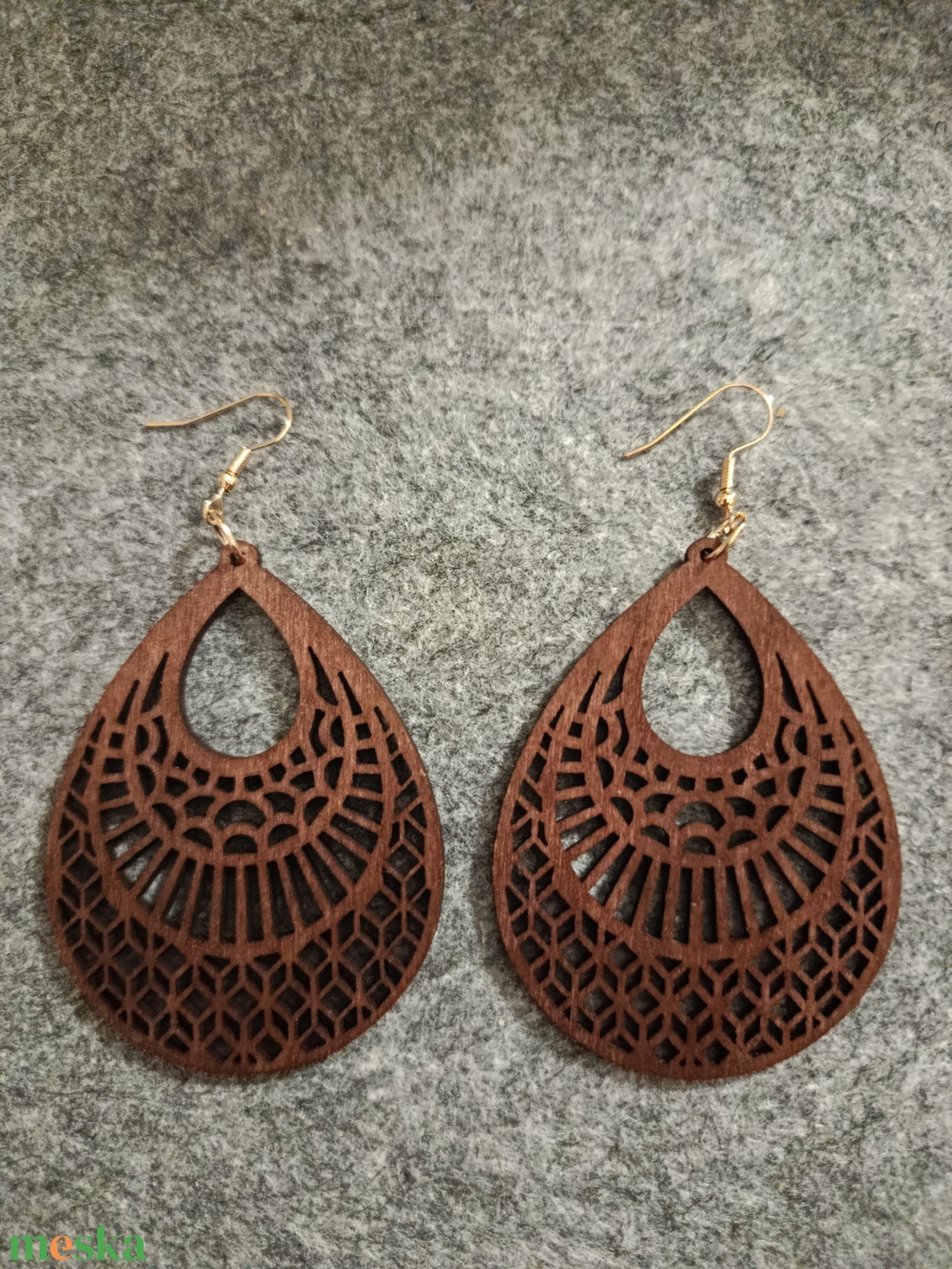 Sötétbarna fa fülbevaló  - ékszer - fülbevaló - lógó fülbevaló - Meska.hu