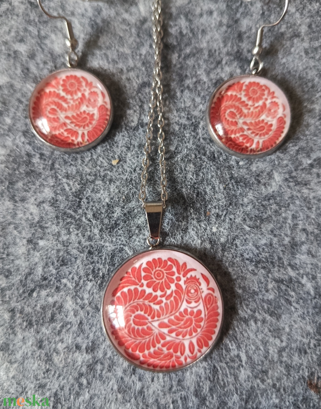 Üveg lencsés, orvosi acél nyaklánc és fülbevaló szett népi motívummal  - ékszer - nyaklánc - medálos nyaklánc - Meska.hu