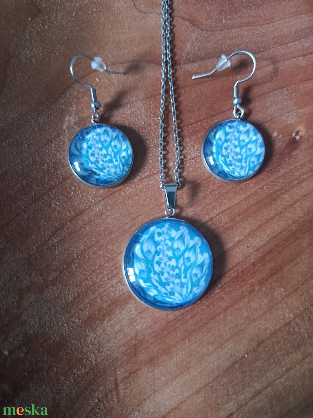 Üveg lencsés, orvosi acél nyaklánc és fülbevaló szett népi motívummal  - ékszer - nyaklánc - medálos nyaklánc - Meska.hu