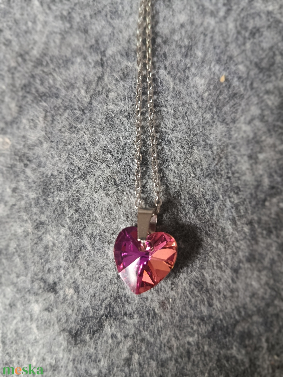  nyaklánc orvosi acél lánccal, kék csiszolt üveg szívvel  - ékszer - nyaklánc - medálos nyaklánc - Meska.hu