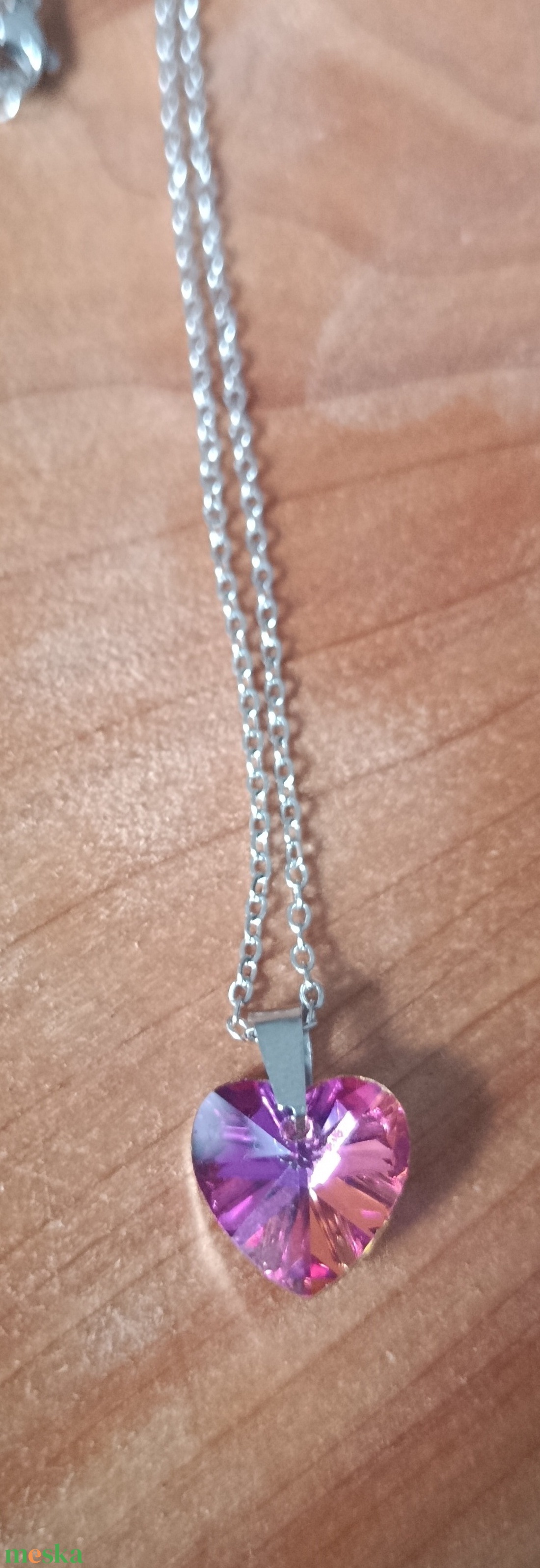  nyaklánc orvosi acél lánccal, kék csiszolt üveg szívvel  - ékszer - nyaklánc - medálos nyaklánc - Meska.hu