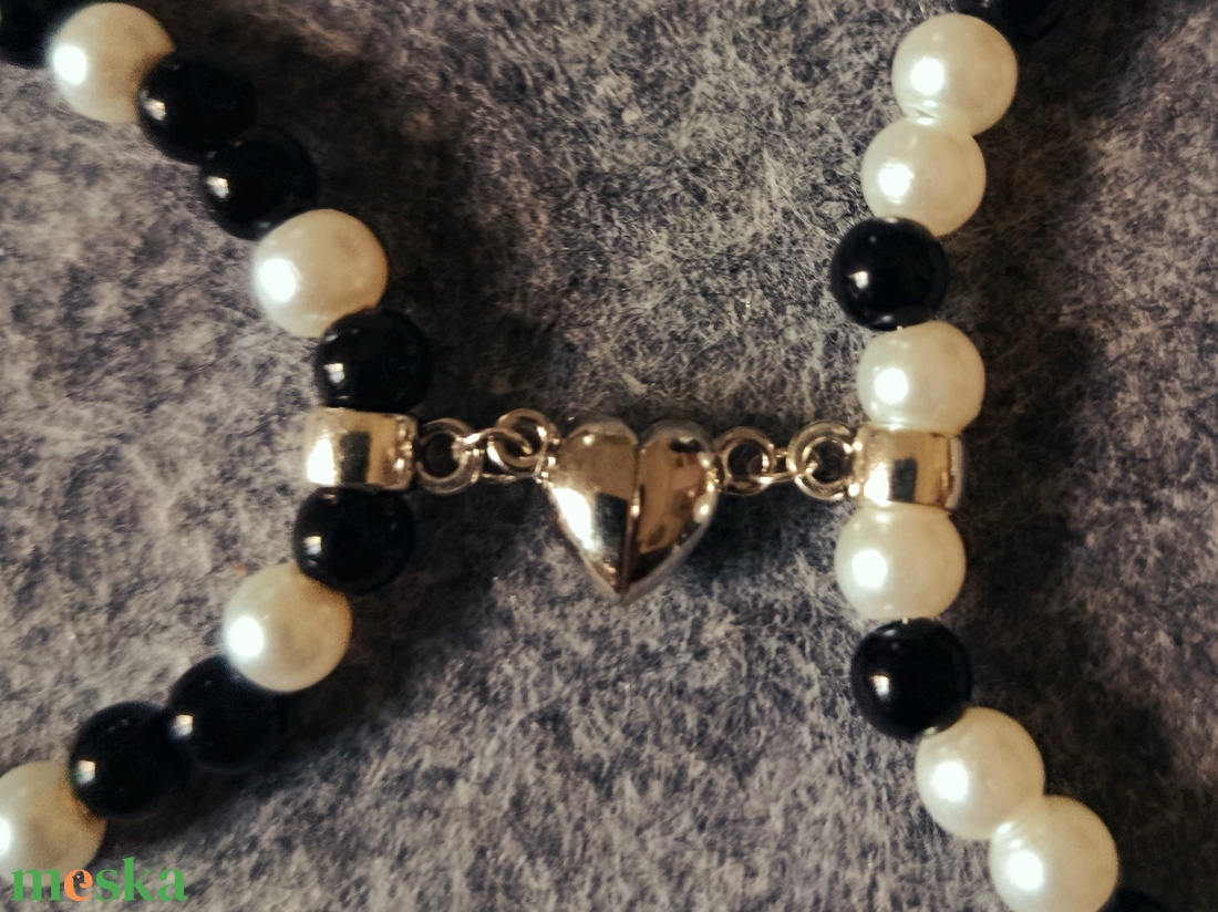 Szerelmes  karkötő mágneses szívvel  - ékszer - karkötő - gyöngyös karkötő - Meska.hu