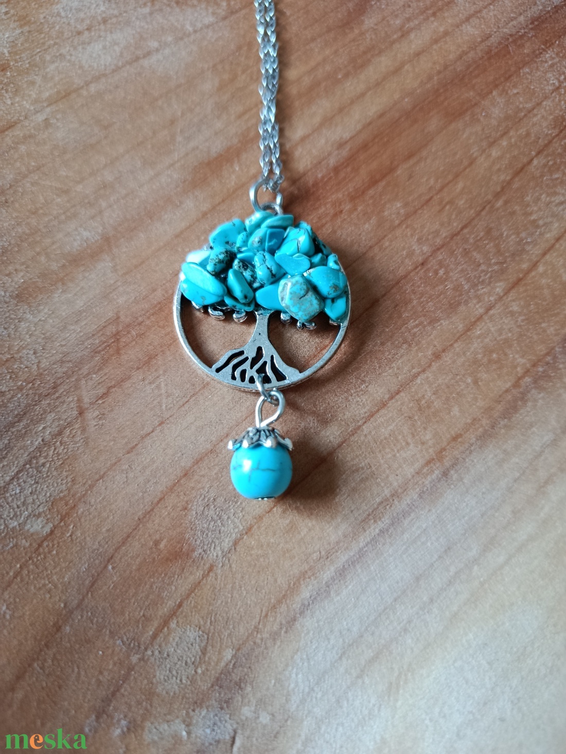 Életfa medál howlit türkiz ásvánnyal orvosi acél lánccal  - ékszer - nyaklánc - medálos nyaklánc - Meska.hu
