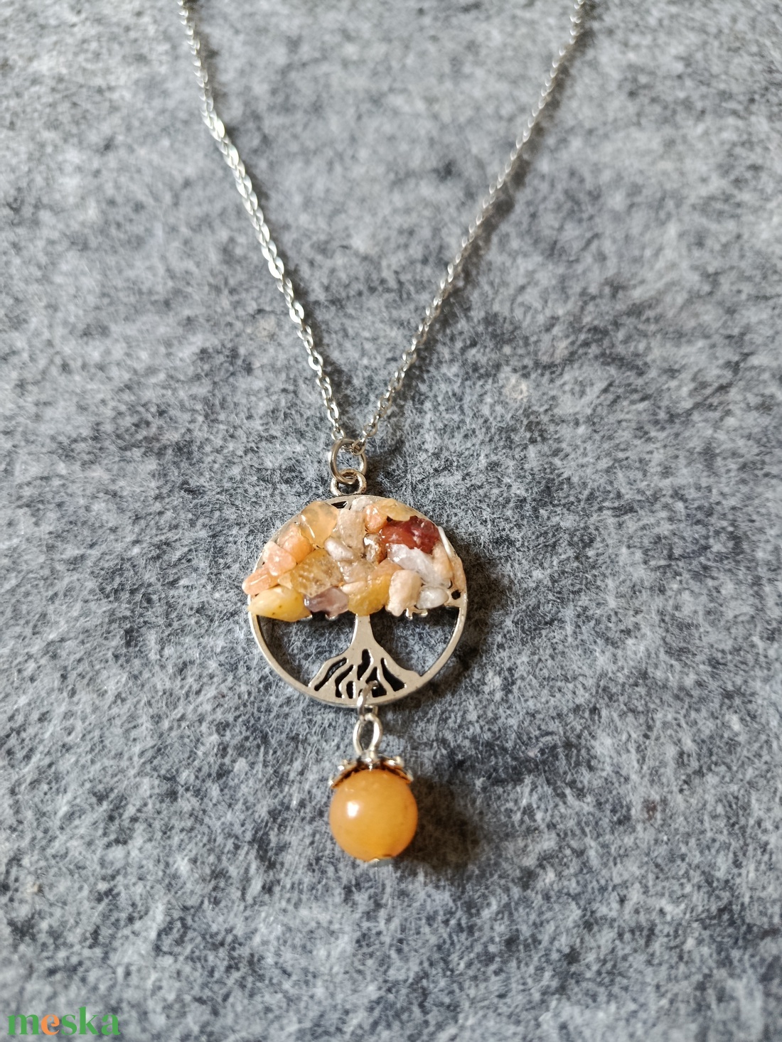 Életfa medál jáde ásvánnyal orvosi acél lánccal  - ékszer - nyaklánc - medálos nyaklánc - Meska.hu