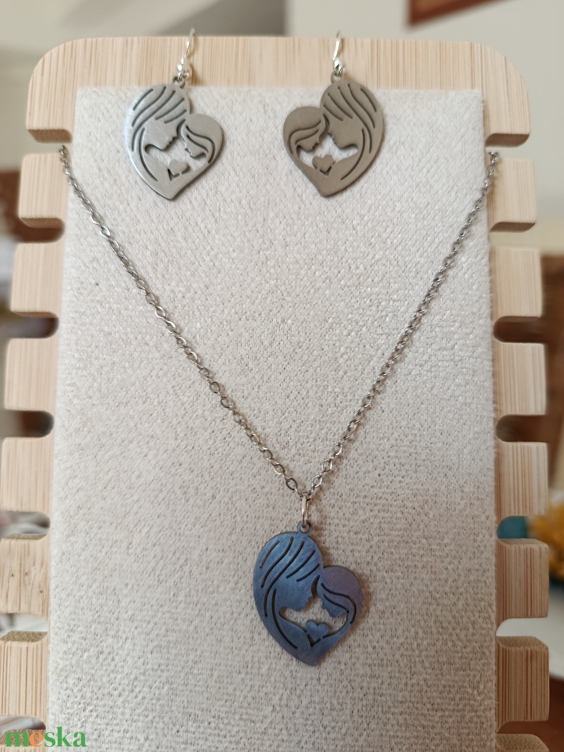 Üveg lencsés, orvosi acél nyaklánc és fülbevaló szett népi motívummal  - ékszer - fülbevaló - lógó fülbevaló - Meska.hu