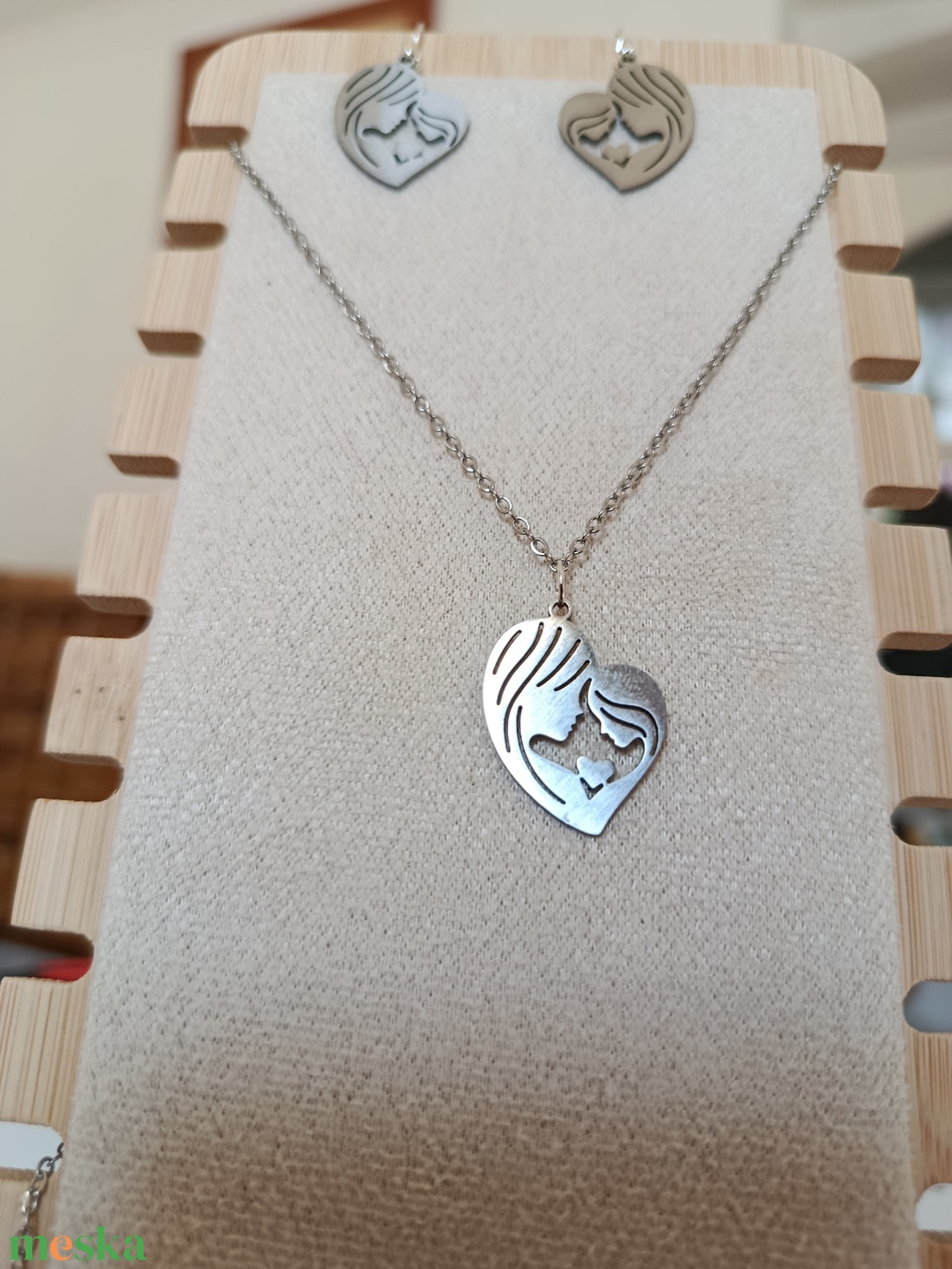 Üveg lencsés, orvosi acél nyaklánc és fülbevaló szett népi motívummal  - ékszer - fülbevaló - lógó fülbevaló - Meska.hu