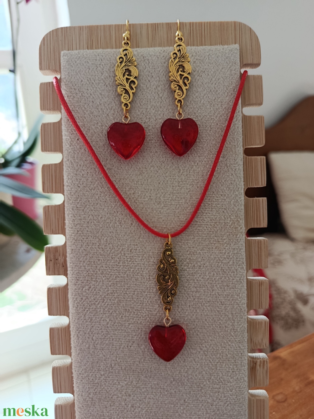 Szívecskés nyaklánc és fülbevaló szett  - ékszer - fülbevaló - lógó fülbevaló - Meska.hu