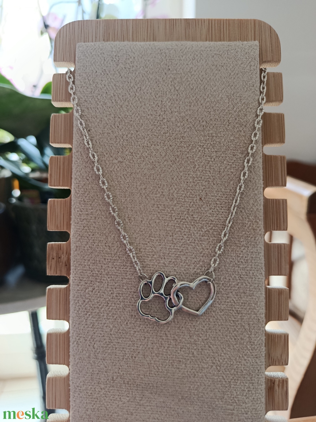 Tappancsos szívecskés nyaklánc  - ékszer - nyaklánc - medálos nyaklánc - Meska.hu