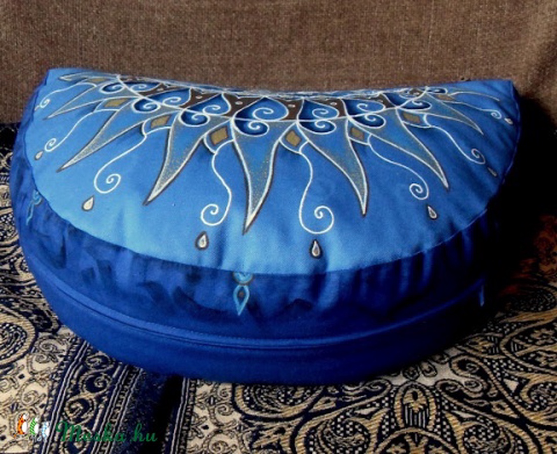 Holdpárna életfával -  - Meska.hu