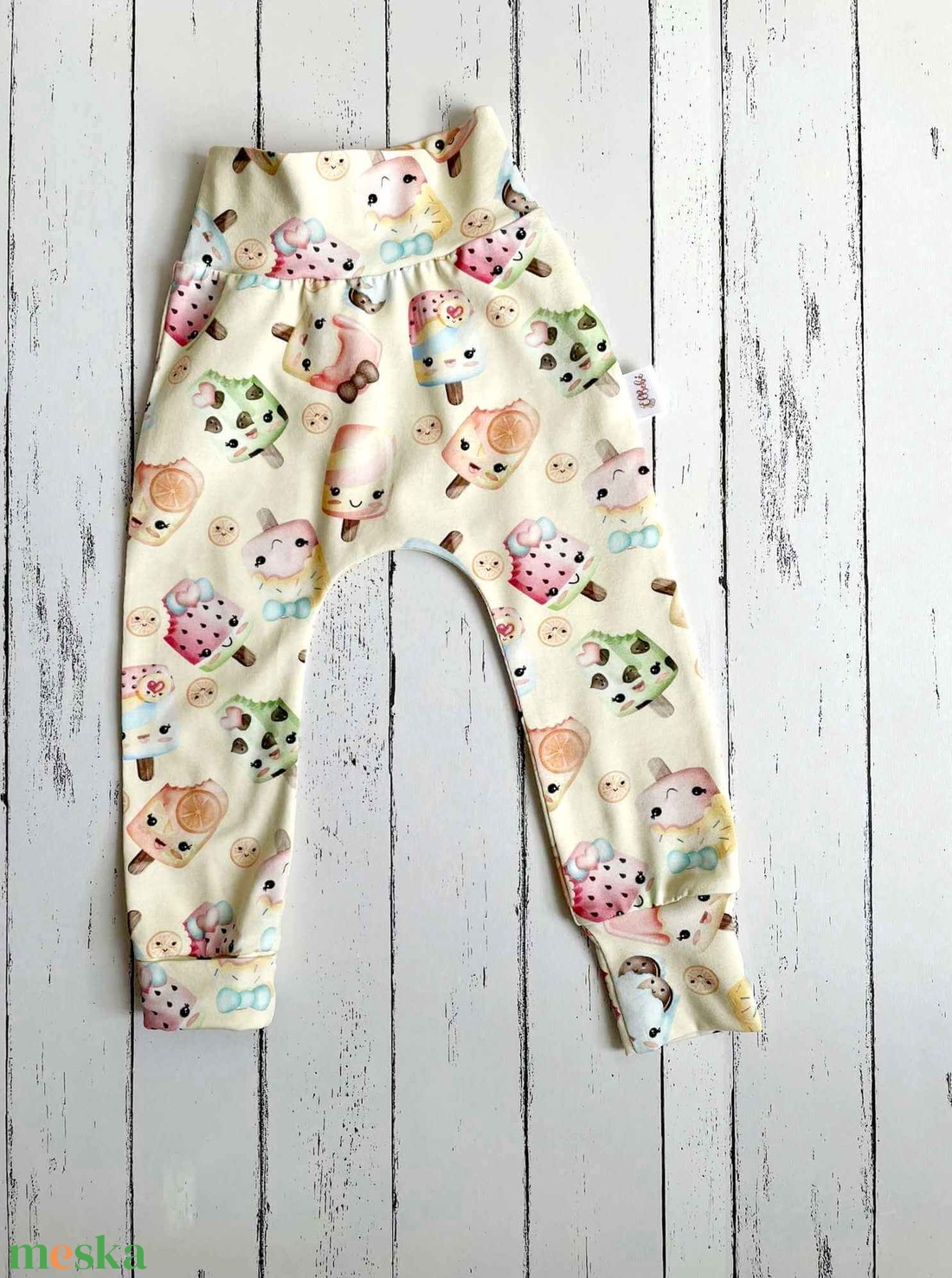 Jégkrémes leggings (92) - ruha & divat - babaruha & gyerekruha - nadrág - Meska.hu Jégkrémes leggings (92) - ruha & divat - babaruha & gyerekruha - nadrág - Meska.hu