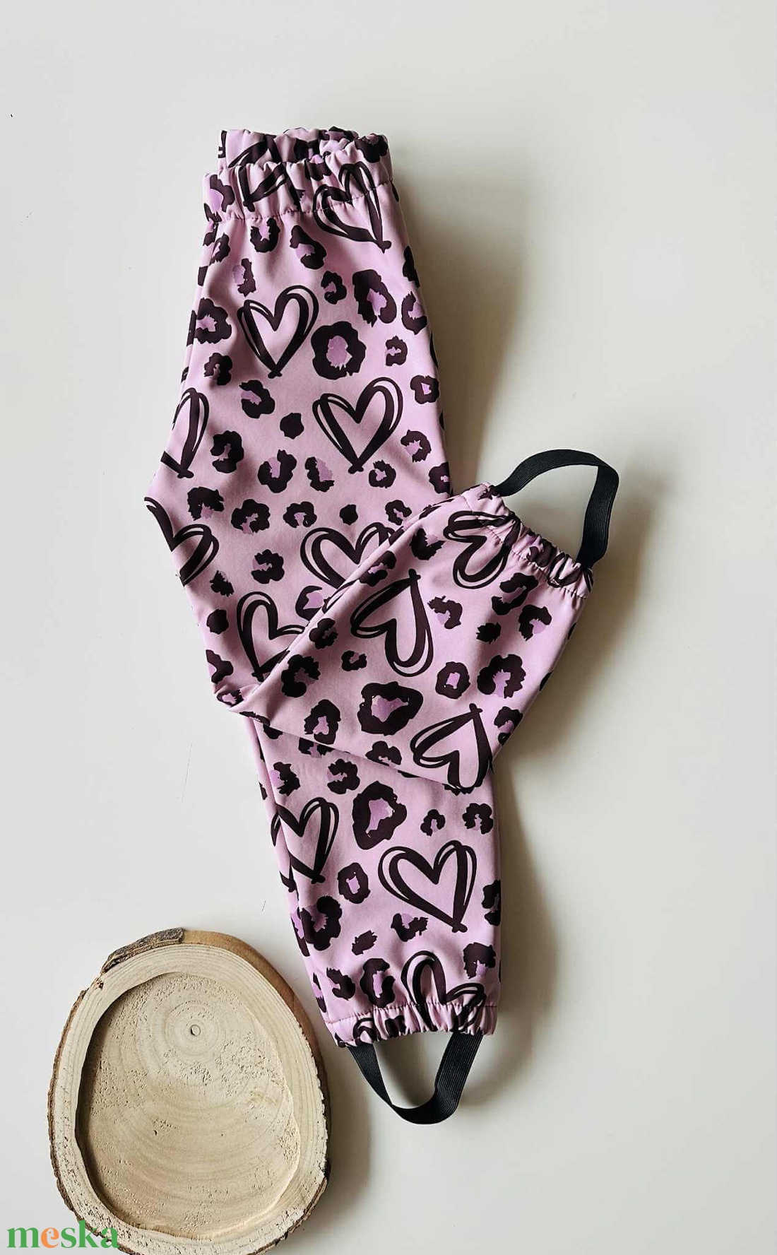 Szivecskés softshell nadrág  (98/104) - ruha & divat - babaruha & gyerekruha - nadrág - Meska.hu