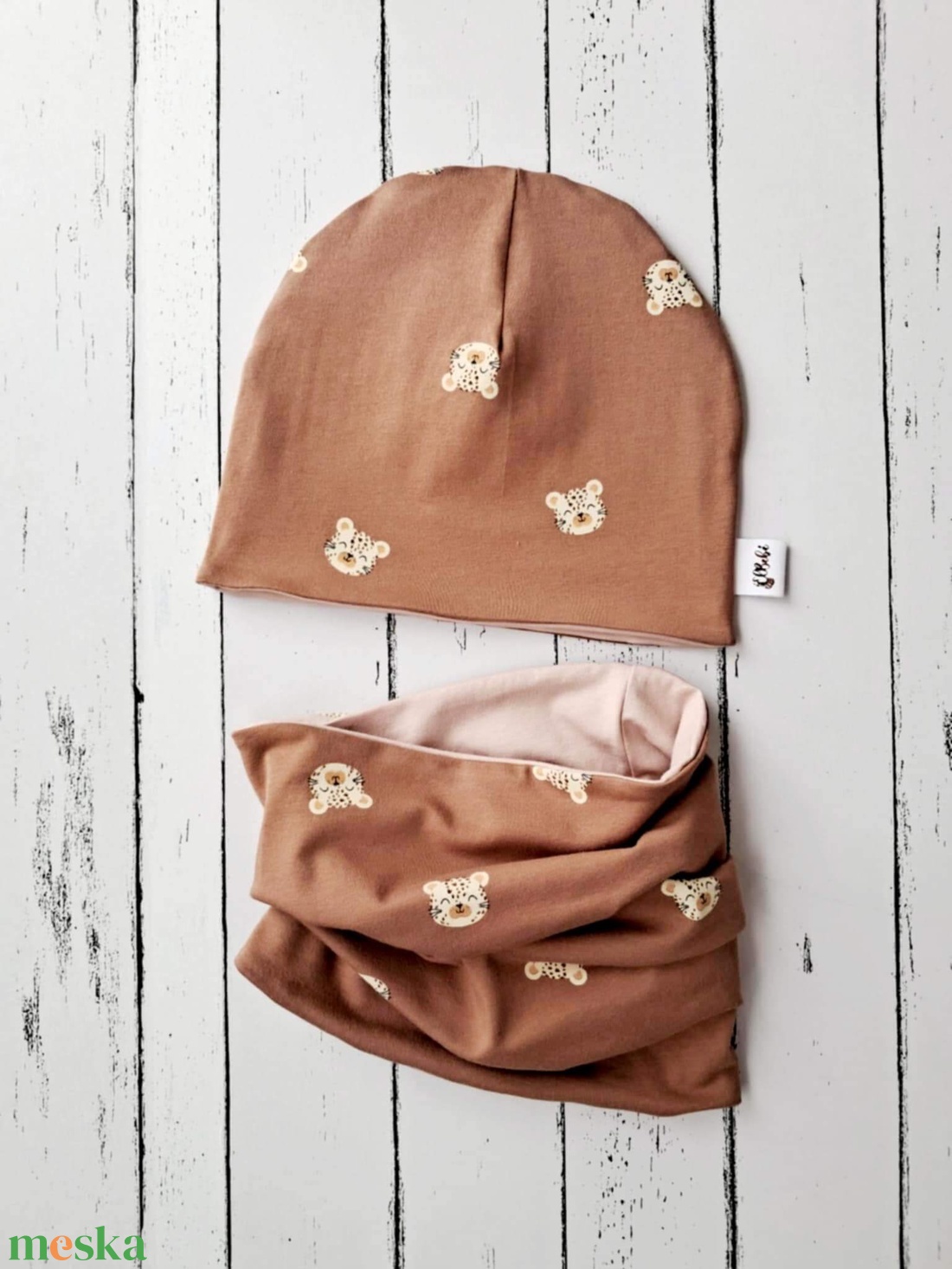 Leopárdos sapka-sál szett (48-50 cm) - ruha & divat - babaruha & gyerekruha - babasapka - Meska.hu