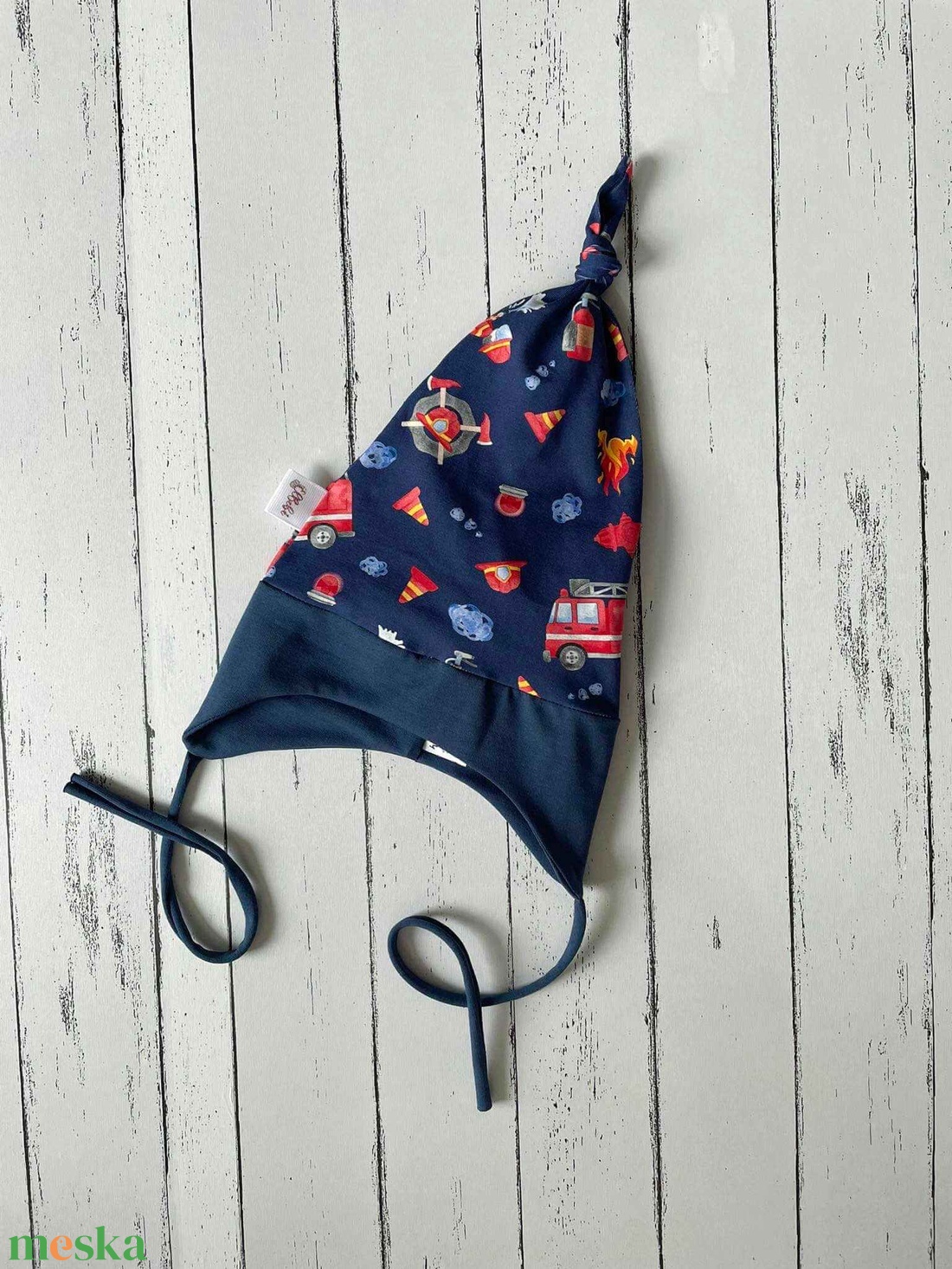 Tűzoltós fülvédős sapka (47-48 cm) - ruha & divat - babaruha & gyerekruha - babasapka - Meska.hu