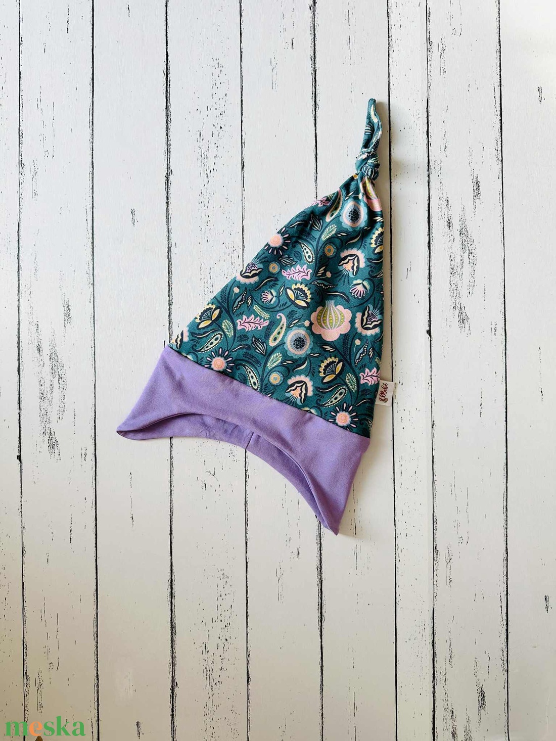 Virágos fülvédős sapka (50-52 cm) - ruha & divat - babaruha & gyerekruha - babasapka - Meska.hu