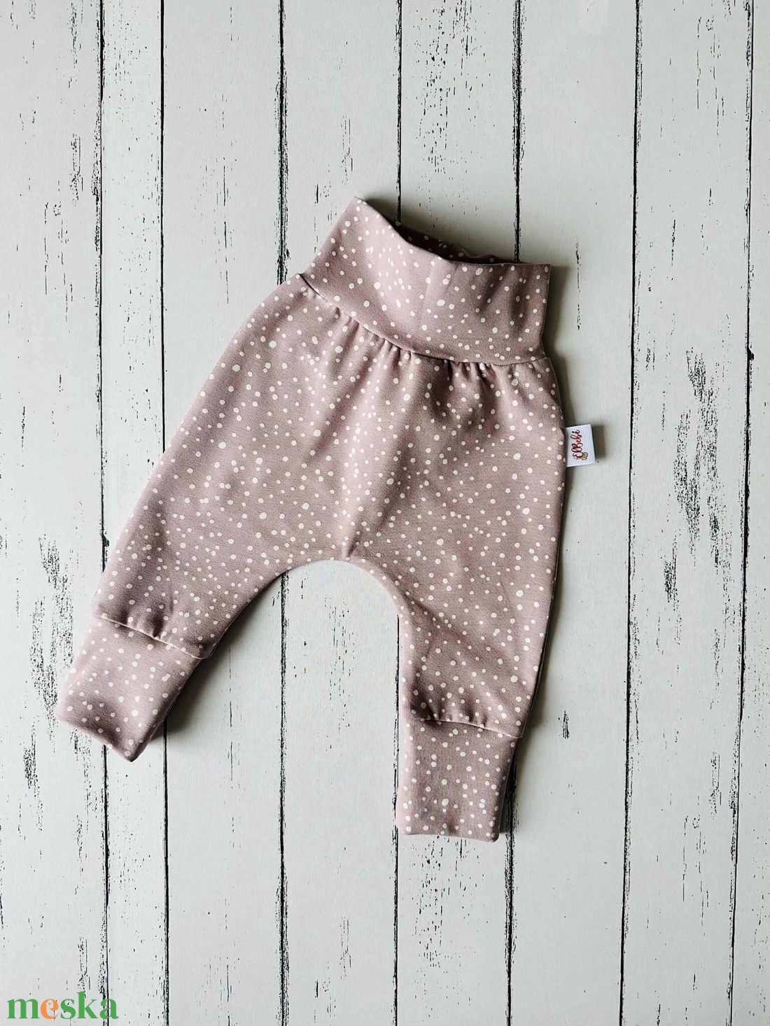 Púderrózsaszín pöttyös leggings - pamut jersey nadrág (62) - ruha & divat - gyerekruha - nadrág - Meska.hu
