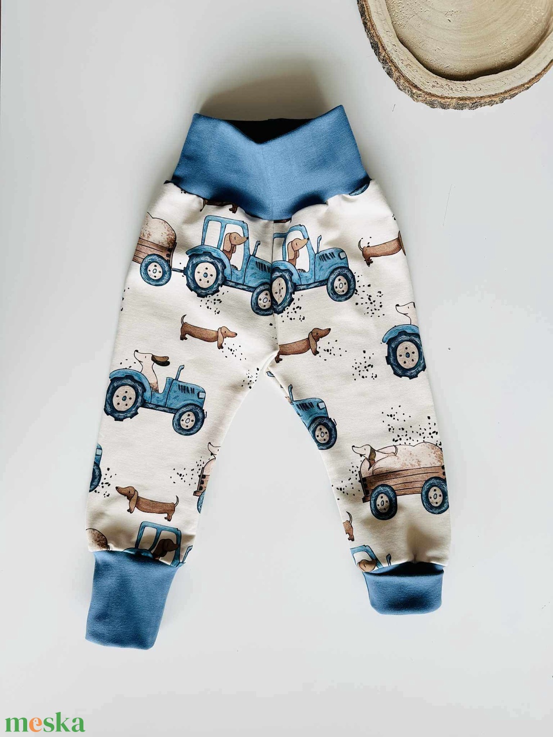 Kutya traktorban melegítő (86) - baba - mama - babaruházat - baba nadrág - Meska.hu