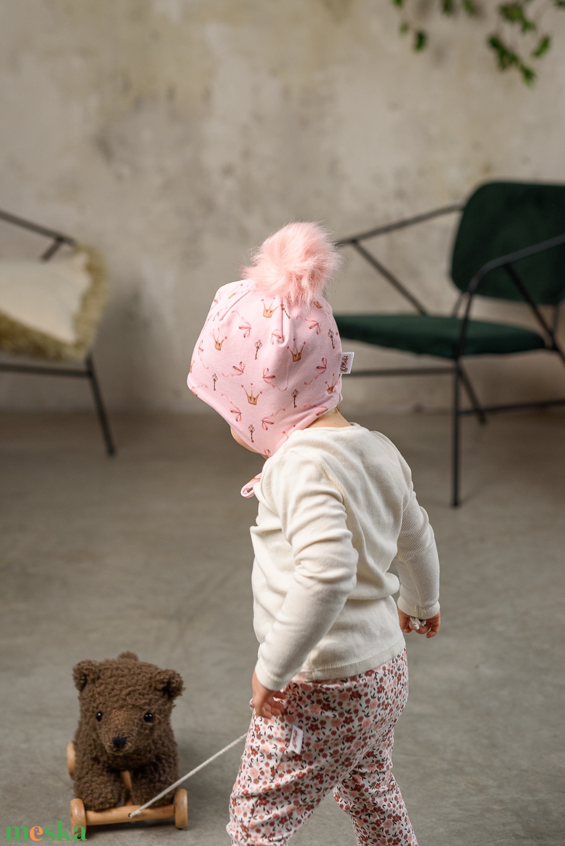 Koronás pomponos téli sapka (47-48 cm) - baba - mama - babaruházat - babasapka - Meska.hu