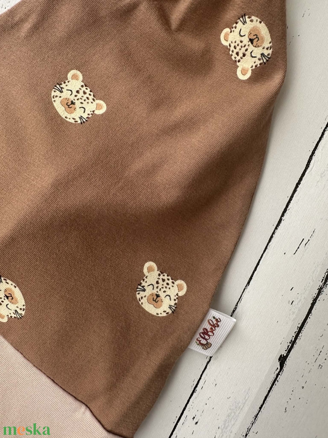 Leopárdos fülvédős sapka (50-52 cm) - baba - mama - babaruházat - babasapka - Meska.hu