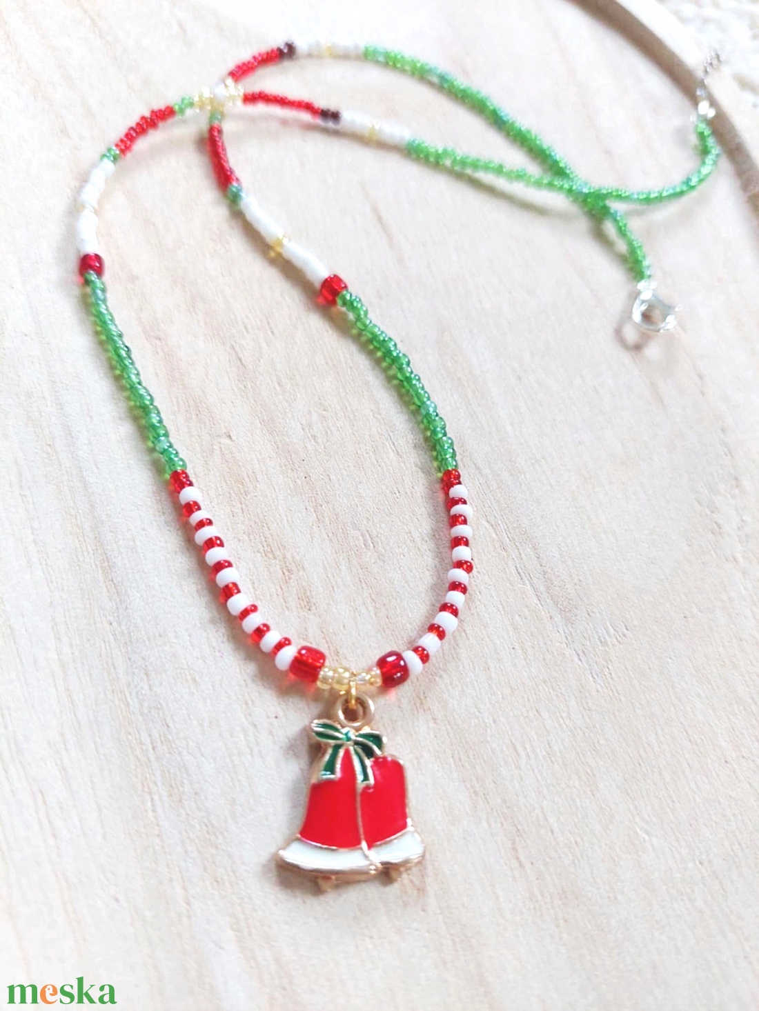 Piros csengős karácsonyi nyaklánc - ékszer - nyaklánc - medálos nyaklánc - Meska.hu