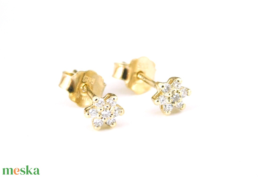 Brill 14 K Arany Csillagvirág Fülbevalók Gyémántokkal - ékszer - fülbevaló - pötty fülbevaló - Meska.hu