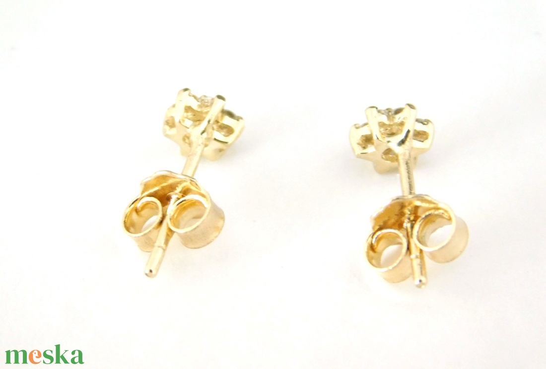 Brill 14 K Arany Csillagvirág Fülbevalók Gyémántokkal - ékszer - fülbevaló - pötty fülbevaló - Meska.hu
