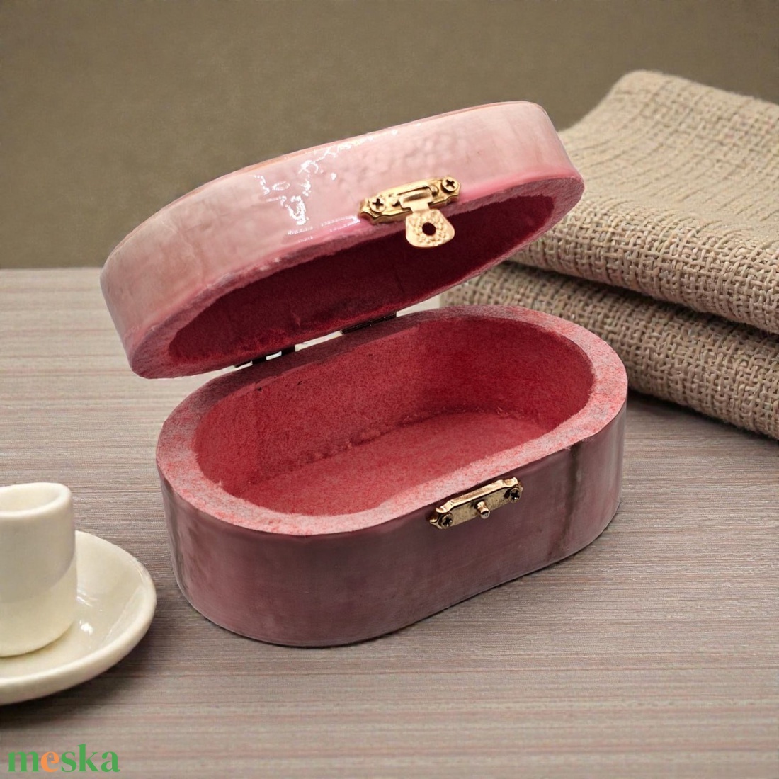 Ovális ékszerdoboz � púder rózsaszín kvarc ihletéssel - ékszer - ékszertartó - ékszerdoboz - Meska.hu