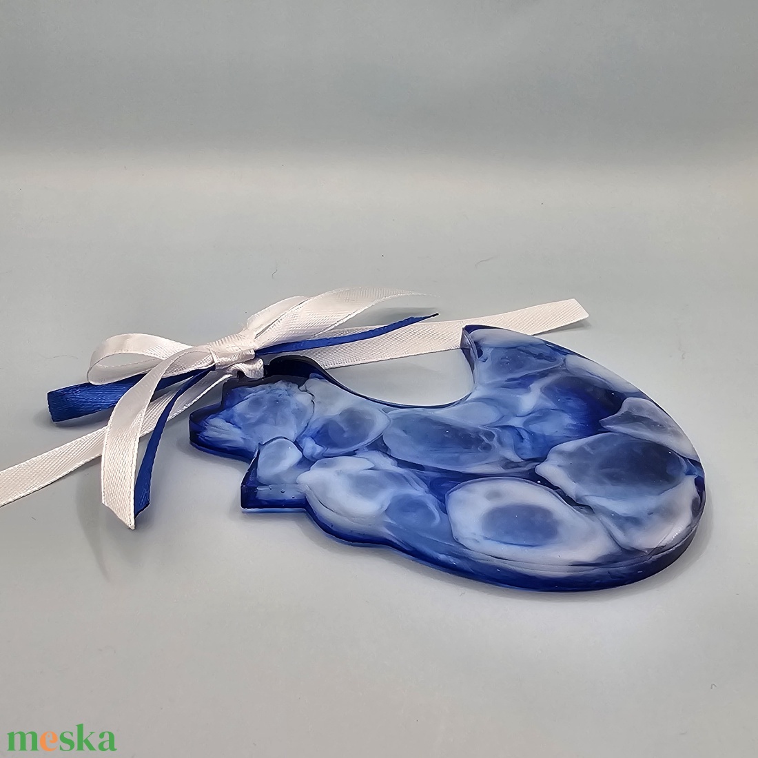 Húsvéti függődísz � kézzel készült epoxi tyúk, kék árnyalatokban - otthon & életmód - dekoráció - húsvéti asztaldíszek - Meska.hu