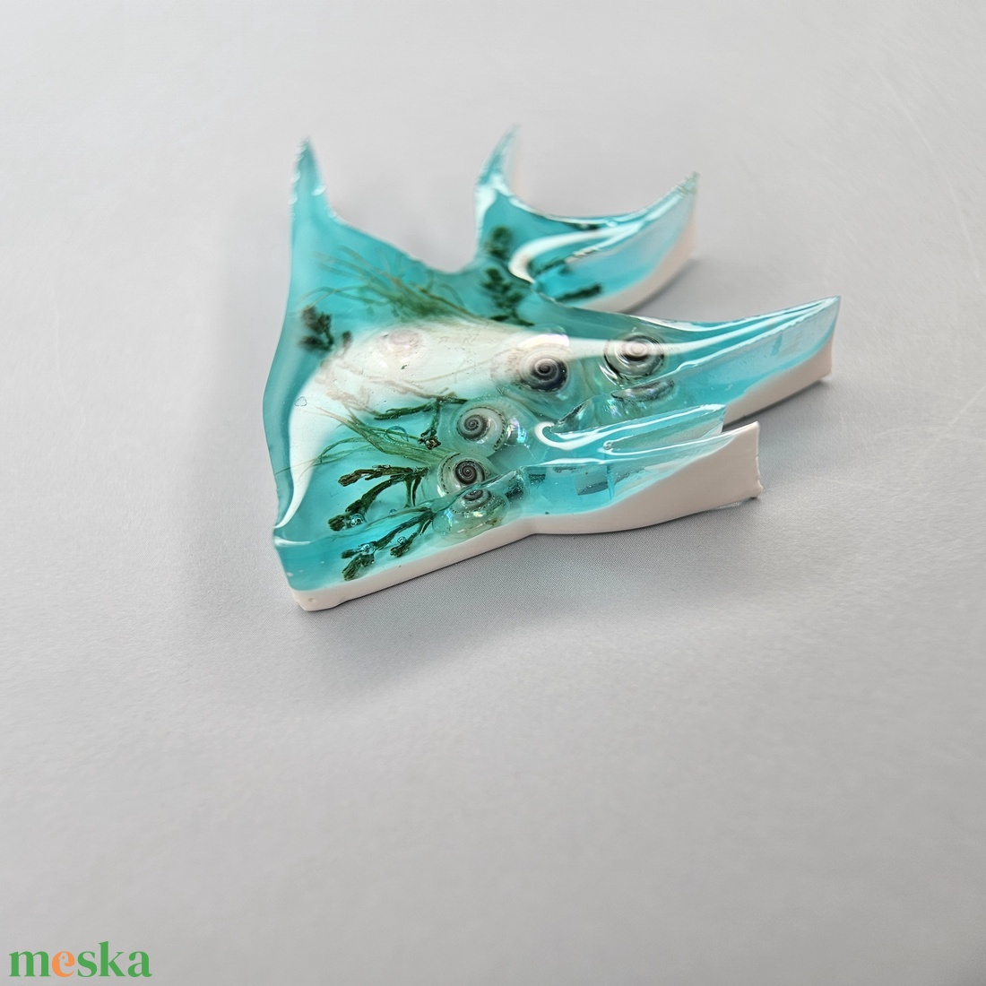 Lagúna hal bross valódi növényekkel - ékszer - kitűző és bross - Meska.hu
