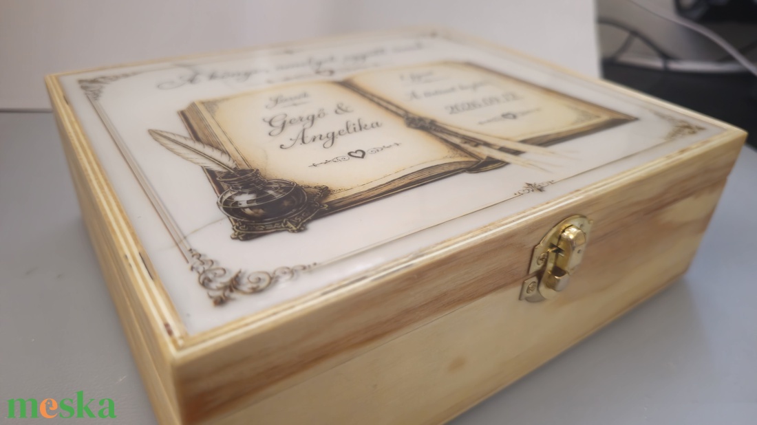 Esküvői emlékdoboz � személyre szabott nászajándék, Memory Box, könyv formájú doboz - esküvő - emlék & ajándék - doboz - Meska.hu