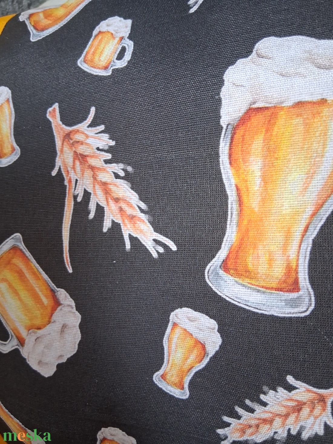 Sörös díszpárna - otthon & életmód - lakástextil - párna & párnahuzat - díszpárna (belsővel együtt) - Meska.hu