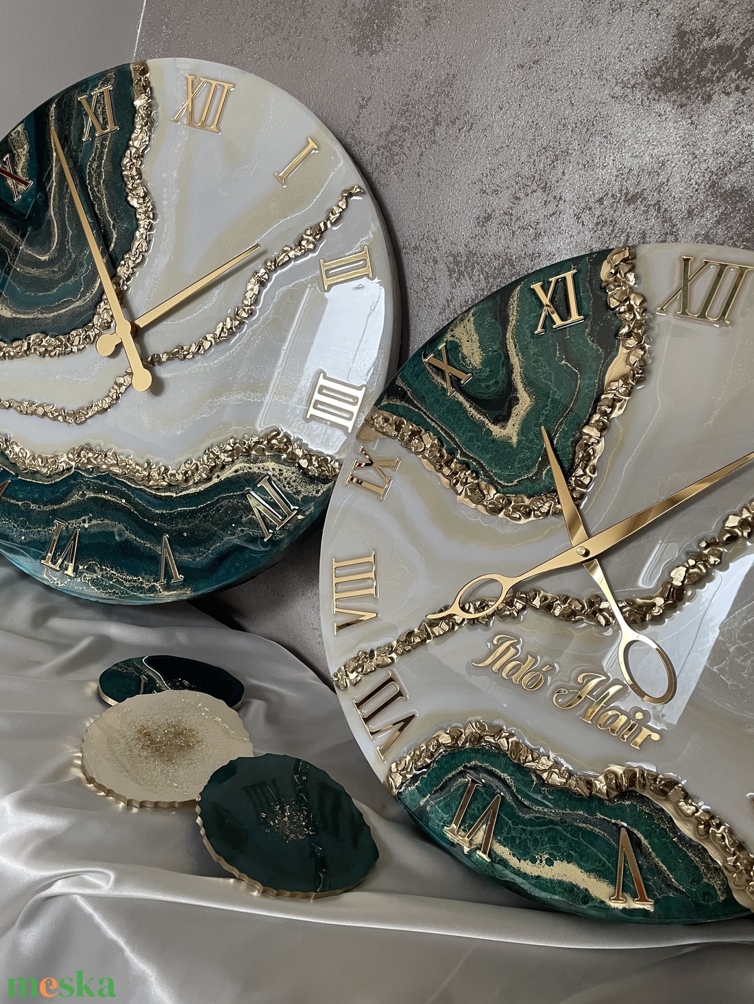 40cm-es Egyedi epoxy falióra � zöld-arany geoda stílus  - otthon & életmód - dekoráció - fali és függő dekoráció - falióra & óra - Meska.hu