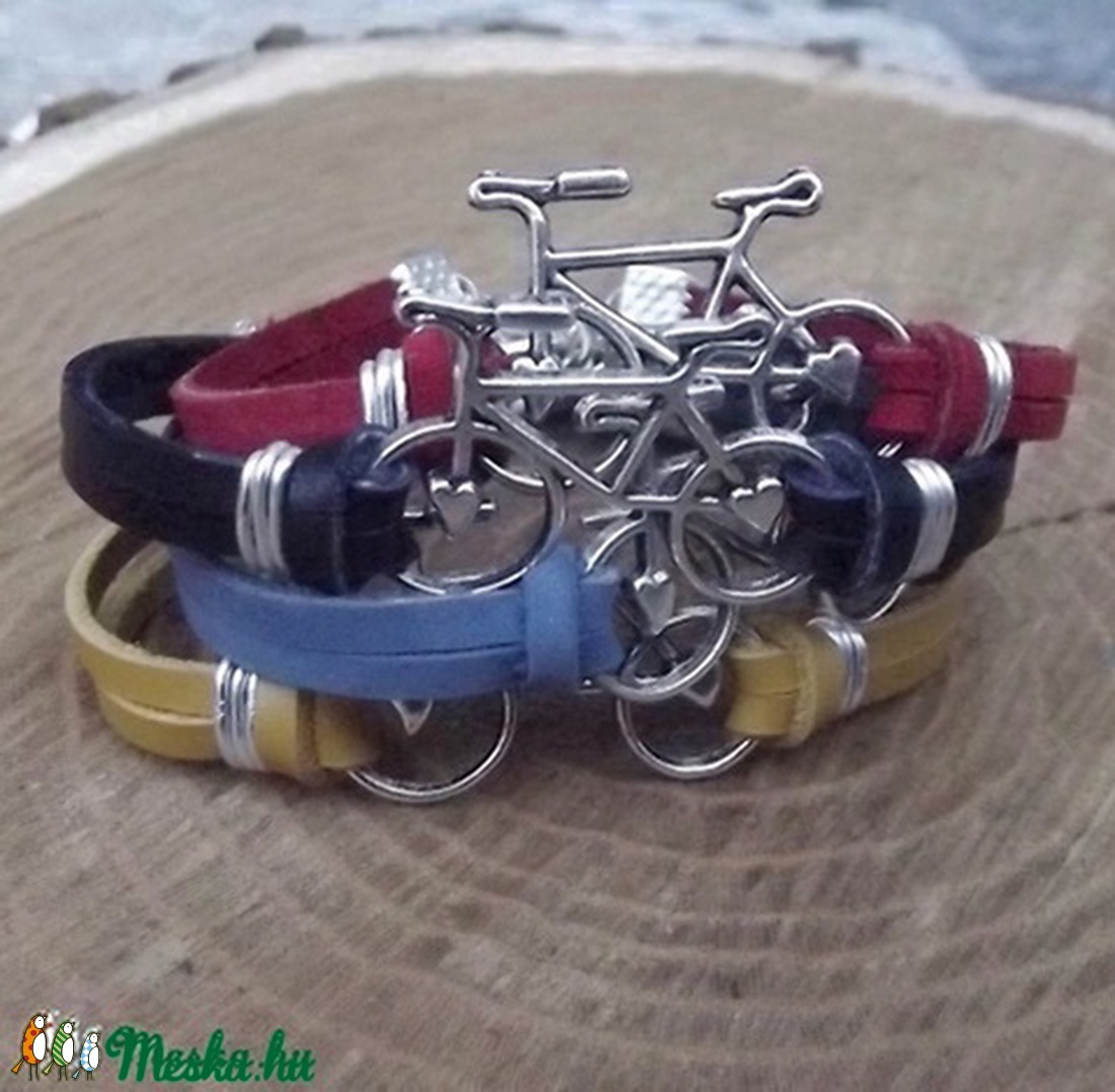 Kék biciklis karkötő -  - Meska.hu