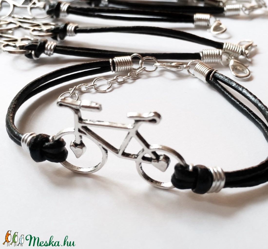 Biciklis karkötő -  - Meska.hu