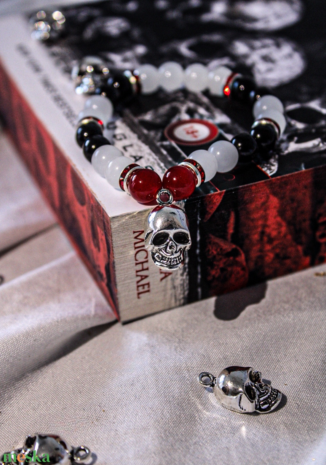 Corrupt Karkötő - ékszer - karkötő - gyöngyös karkötő - Meska.hu