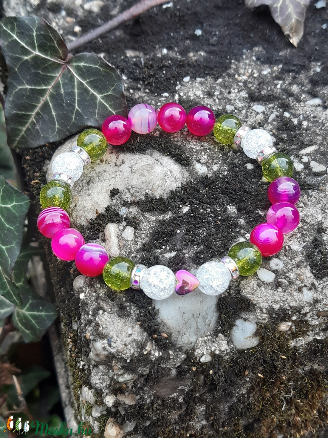 Pink achát, peridot,hegyikristály ásványos karkötő - ékszer - karkötő - bogyós karkötő - Meska.hu