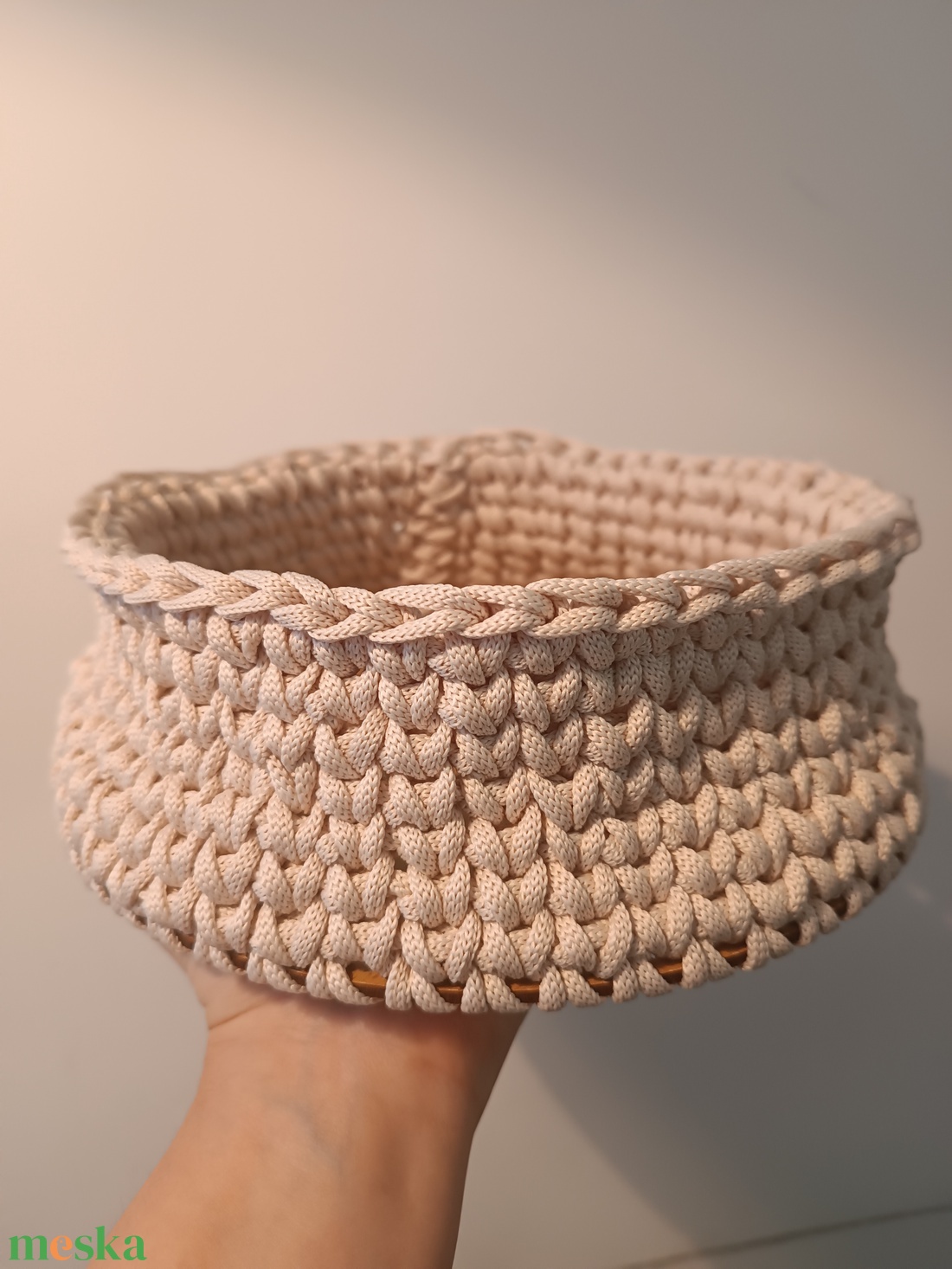 Horgolt kosár - otthon & életmód - dekoráció - asztal és polc dekoráció - asztaldísz - Meska.hu