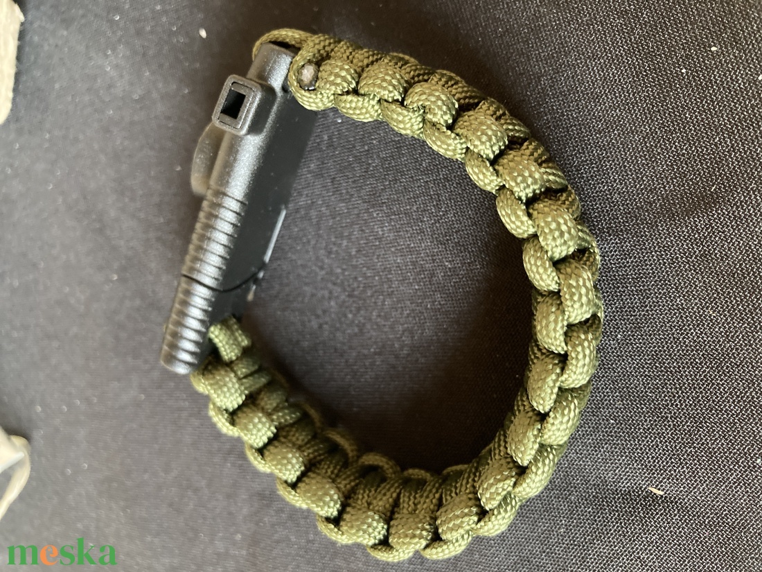 Paracord Túlélő karkötő  - ékszer - karkötő - Meska.hu